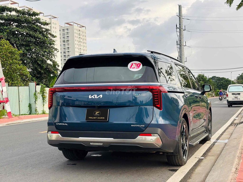 Kia Carnival 2024 Signature 2.2D - 26000 km. Mua bán Ô tô tại Quận 8 Tp Hồ Chí Minh được đăng bởi Cửa hàng ô tô cũ TRUST CARS hình 4