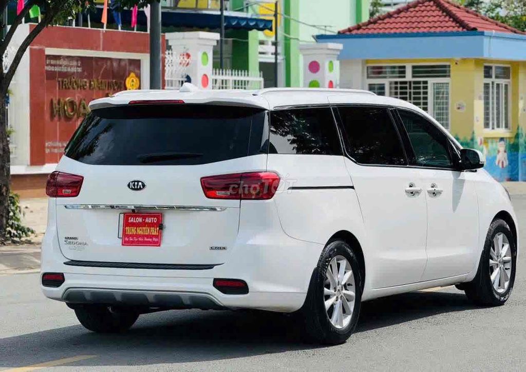 Kia Sedona 2018 From mới 2019 bản full dầu cao câp. Mua bán Ô tô tại Quận Gò Vấp Tp Hồ Chí Minh được đăng bởi E Hảo  hình 5