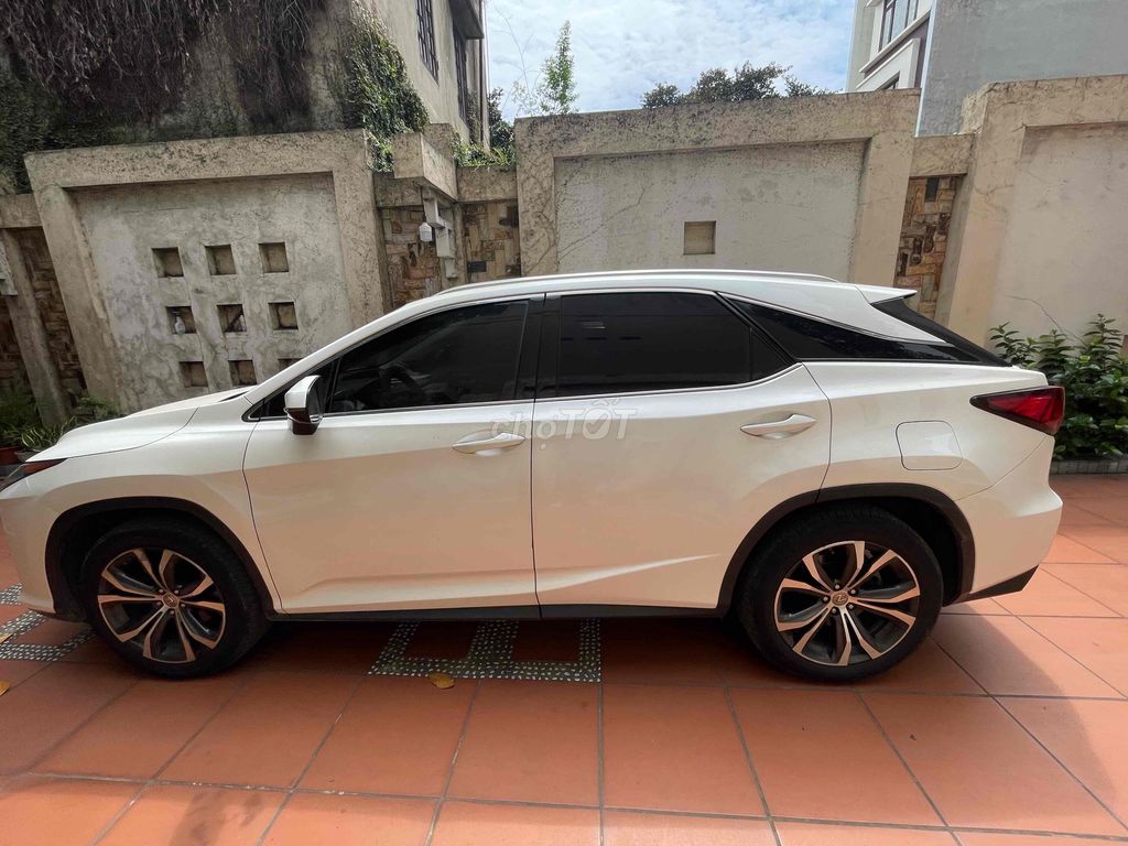 Lexus RX 350 2016 màu trắng nội thất nâu. Mua bán Ô tô tại Thị xã Từ Sơn Bắc Ninh được đăng bởi Thuỳ Chi Chi hình 2