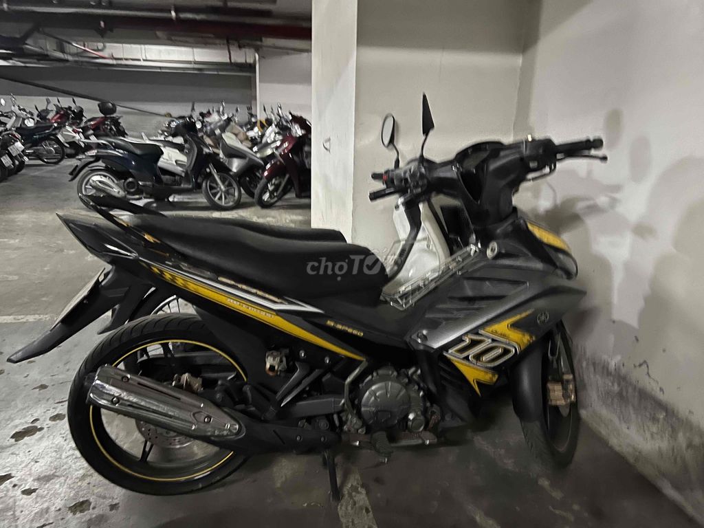 Yamaha Exciter 135 Kỉ niệm 10 năm Đen vàng