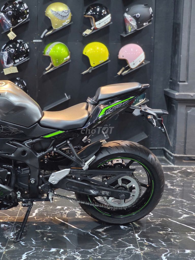 ZX25R XÁM TITAN MODEL 2023 BIỂN HÀ NỘI. Mua bán Xe máy tại Quận Tây Hồ Hà Nội được đăng bởi Tu Phamanh hình 8