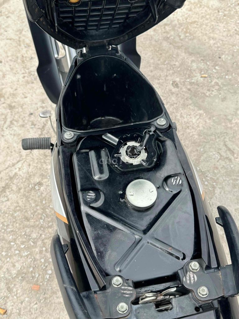 Honda Wave S100 Đen Bạc. Mua bán Xe máy tại Huyện Thới Lai Cần Thơ được đăng bởi XE MÁY QUAN QUÂN hình 10