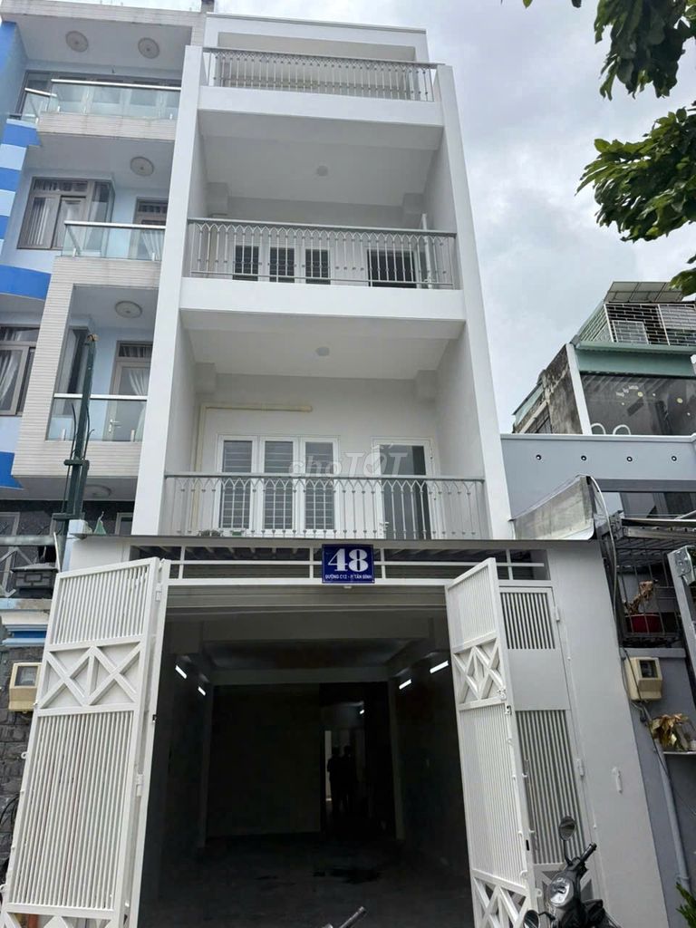 Аренда · 6 комн. · 100 м² · Quận Tân Bình, ул. Đường C12