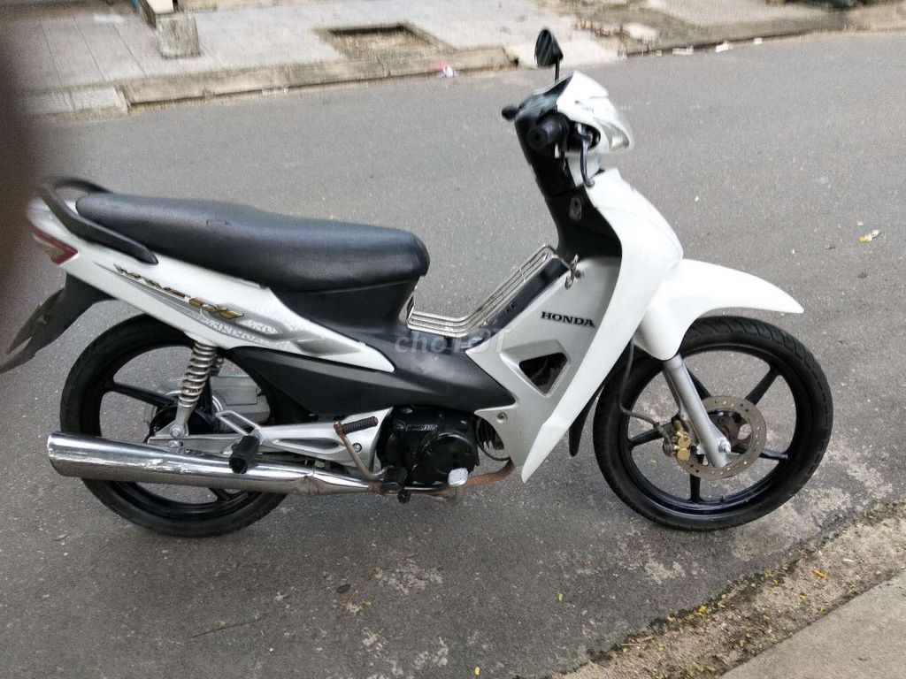 Honda Wave белый, полуавтомат