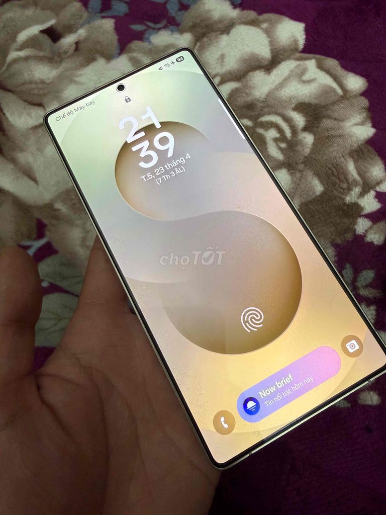 Samsung S25 Ultra 256GB Titan Vàng. Mua bán Điện thoại tại Quận 6 Tp Hồ Chí Minh được đăng bởi Hải Anh hình 1