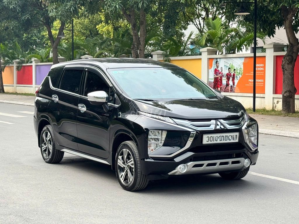 Mitsubishi Xpander 2020 Đen. Mua bán Ô tô tại Quận Long Biên Hà Nội được đăng bởi PHÚC LÂM  AUTO hình 5