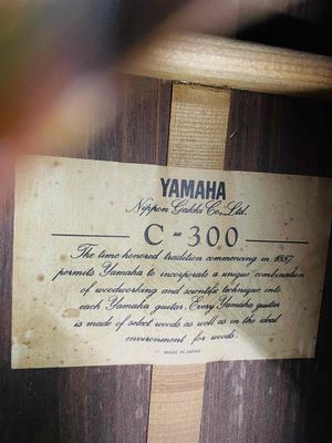 Guita classic Yamaha C300 nhật bản zin