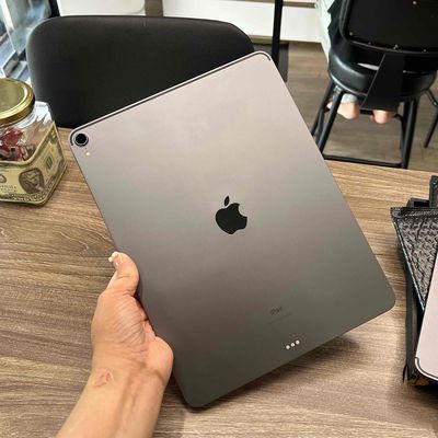 iPad Pro 2018 12.9in 512GB wifi Mã ll/a Pin 93