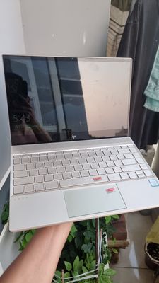 Cần pass Laptop HP Envy 13 Gold