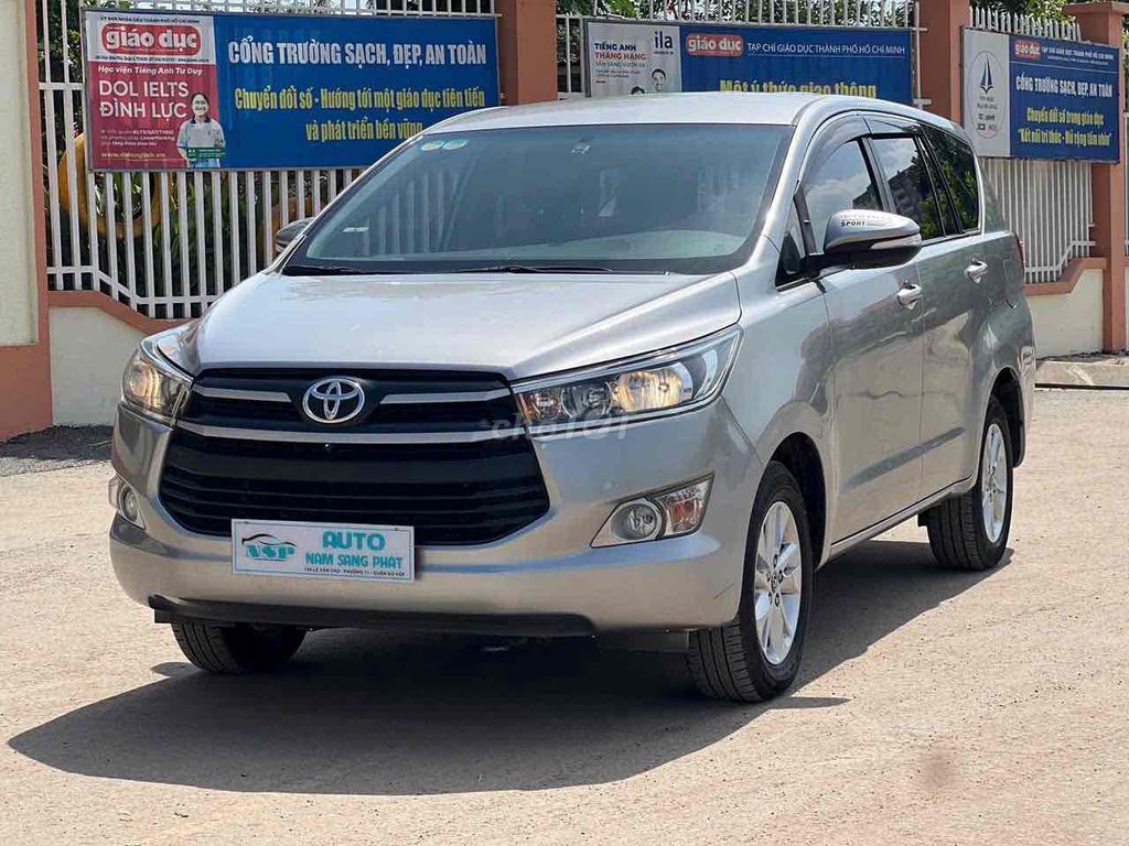 Toyota Innova 2017 2.0E Bạc. Mua bán Ô tô tại Quận Gò Vấp Tp Hồ Chí Minh được đăng bởi Nguyễn Nam Sang hình 3