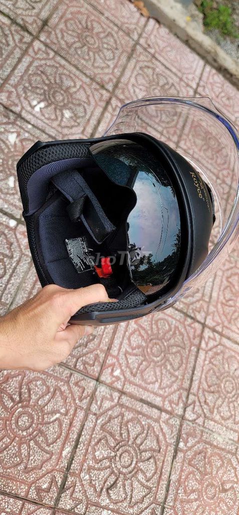 Mũ bảo hiểm 3/4 Royal - Royce. Mua bán Phụ tùng xe tại Huyện Tam Bình Vĩnh Long được đăng bởi Nguyễn Lê Hiển hình 1