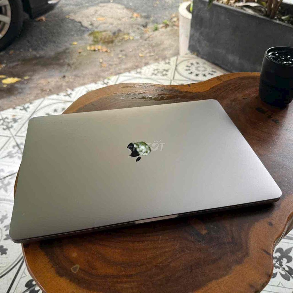 Apple MacBook Pro M1 13 inch 8GB/256GB. Mua bán Laptop tại Quận Gò Vấp Tp Hồ Chí Minh được đăng bởi bích hình 1