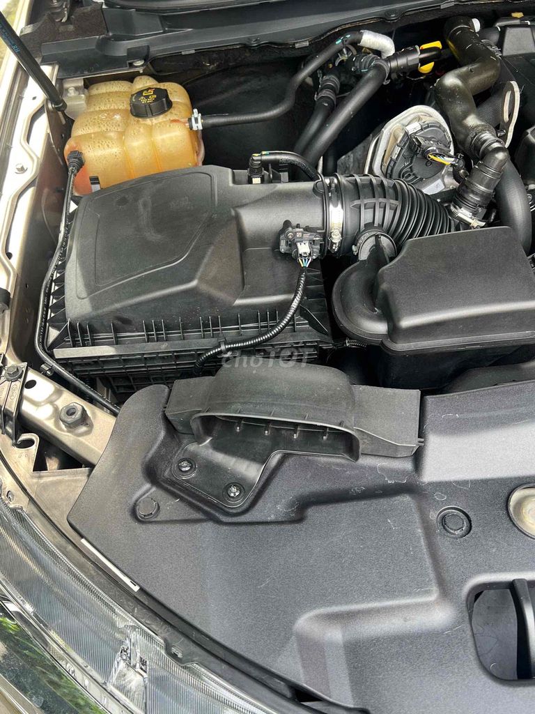 Ford Everest 2018 Trend 2.0L 4x2 AT - 76000 km. Mua bán Ô tô tại Quận Gò Vấp Tp Hồ Chí Minh được đăng bởi Ngô minh Nam hình 16