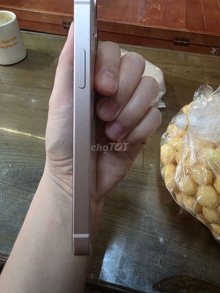 apple iPhone 13 mini.. Mua bán Điện thoại tại Quận Ba Đình Hà Nội được đăng bởi A phú hình 1