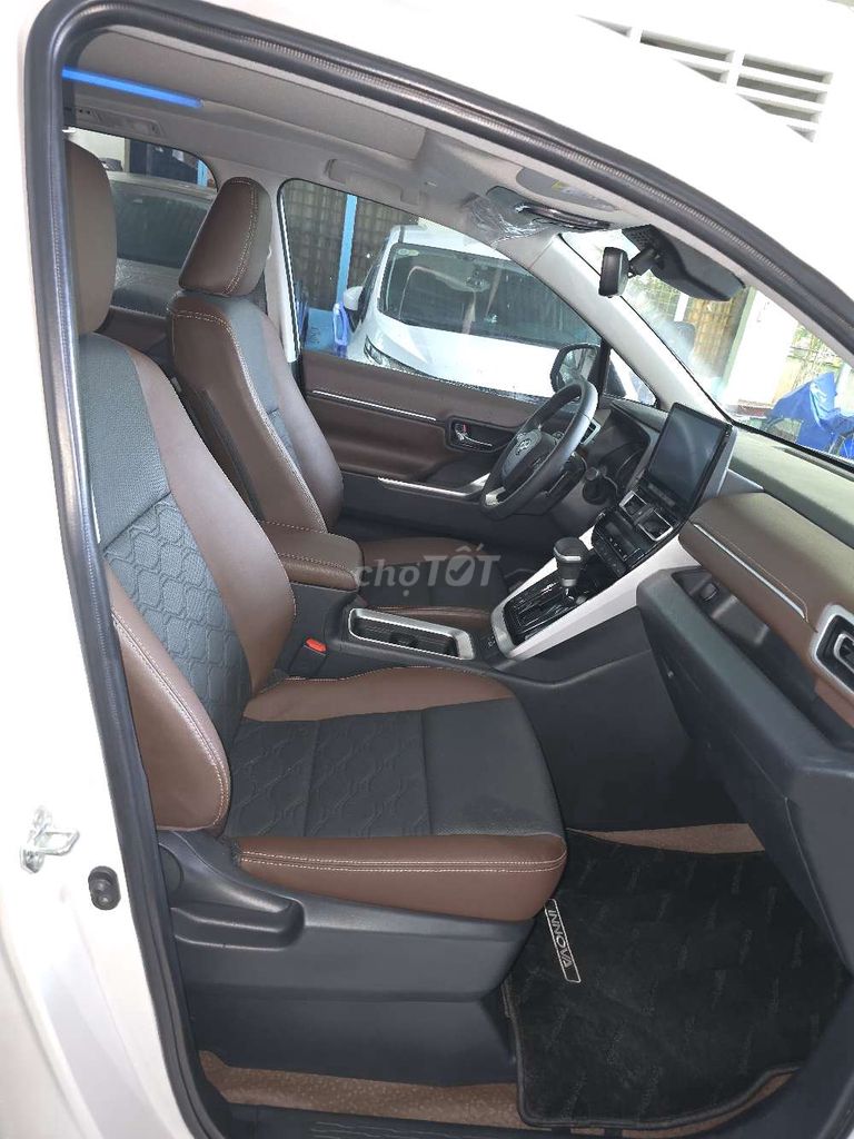 Toyota Innova Cross HEV 2024 Trắng 3500 km. Mua bán Ô tô tại Quận 10 Tp Hồ Chí Minh được đăng bởi A liêm hình 3