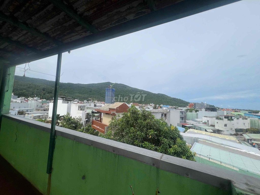 New furnished house by Hoàng Sa beach off Nguyễn Phan Vinh — photo 12