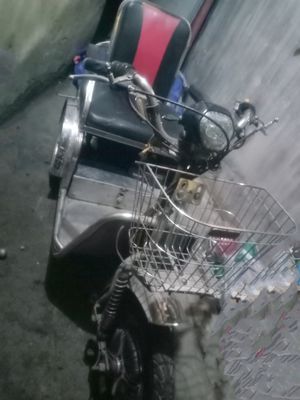 Xe điện 3 bánh Đen Đỏ Bạc Đã sử dụng. Mua bán Xe điện tại Huyện Hóc Môn Tp Hồ Chí Minh được đăng bởi Cô Út Họ Lâm