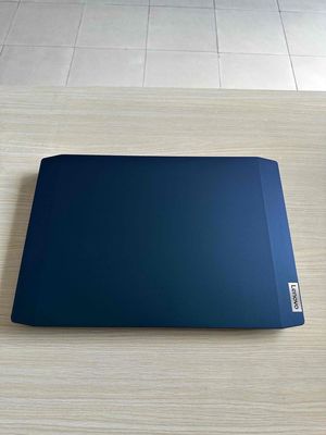 Lenovo IdeaPad Gaming 3 15ARH05 chơi game, đồ hoạ.
