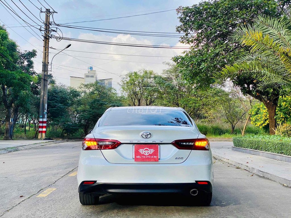 Camry 2022 2.0Q Biển SG 1 Chủ Odo 19.000km Cực Đẹp. Mua bán Ô tô tại Thành phố Dĩ An Bình Dương được đăng bởi Trương Công Lý hình 4