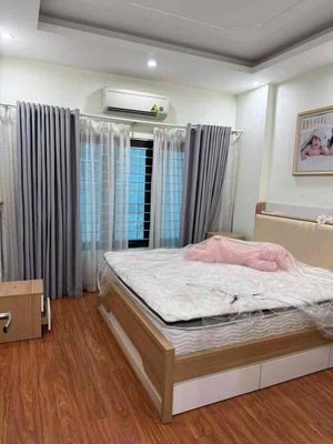 Townhouse 40 m² · 7 bed · Phố Nguyễn Hoàng