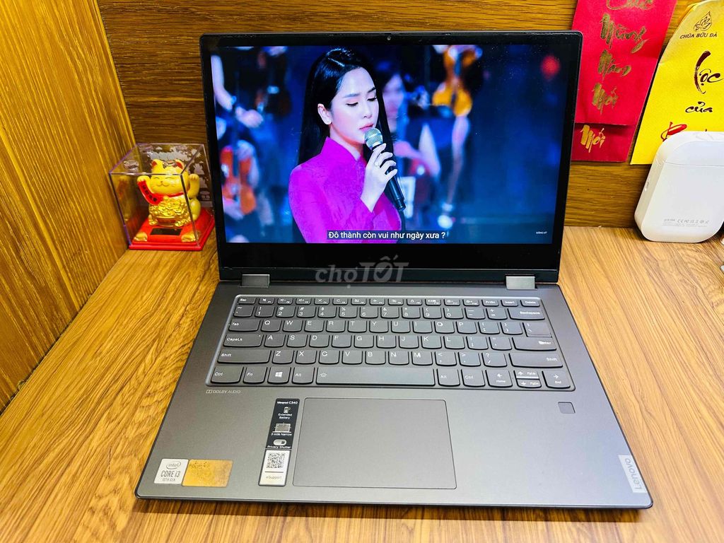 Quận 10 - Laptop cảm ứng như Ipad