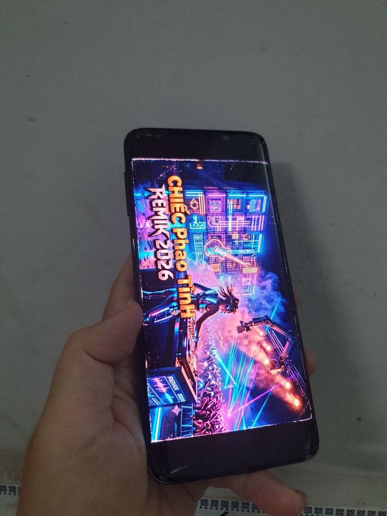 Quẩy Wc cùng samsung S9. Mua bán Điện thoại tại Quận Tân Phú Tp Hồ Chí Minh được đăng bởi Điện thoại SAMPHONE hình 1