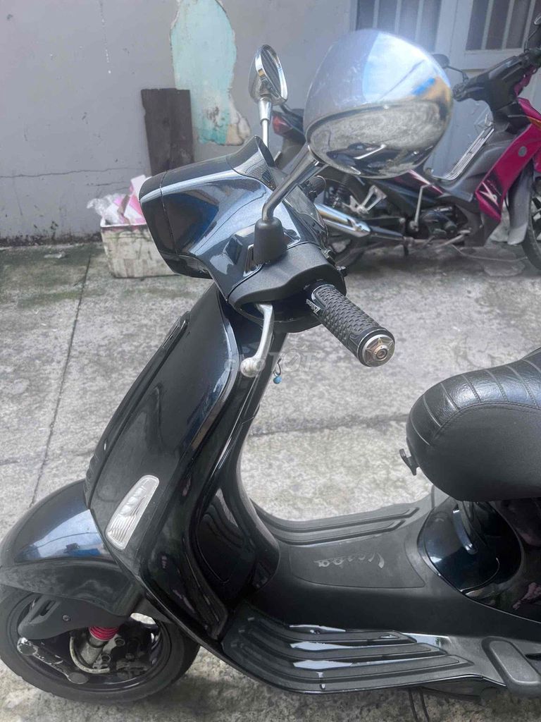 Xe tay ga Vespa S 125ig 2017 Đen nữ dùng. Mua bán Xe máy tại Quận 8 Tp Hồ Chí Minh được đăng bởi Mỹ Duyên hình 2