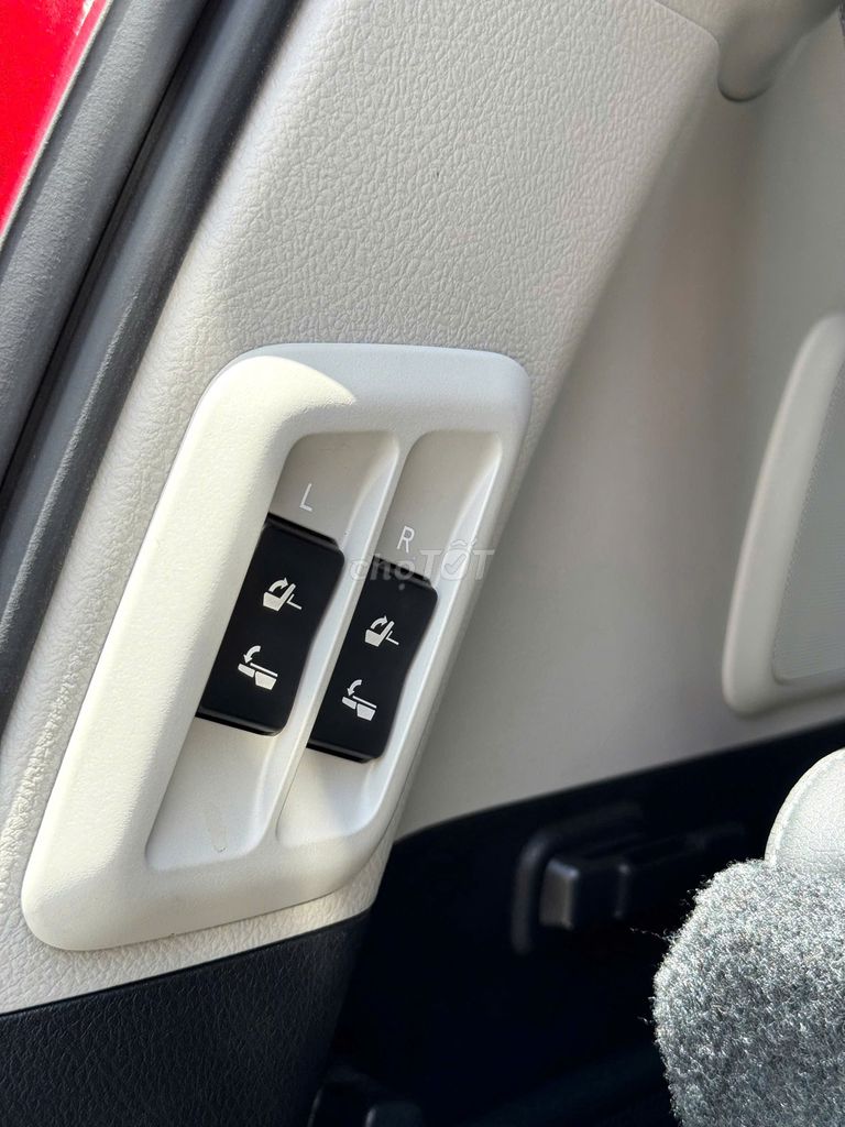 Toyota Prado VX 2.7L 2023, màu đỏ - 22,000 km.. Mua bán Ô tô tại Thành phố Thủ Đức Tp Hồ Chí Minh được đăng bởi Đức Tứ Bánh hình 9