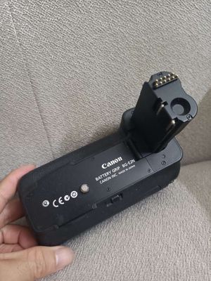 Bán grip cho Canon 40D 50D kèm 1 pin