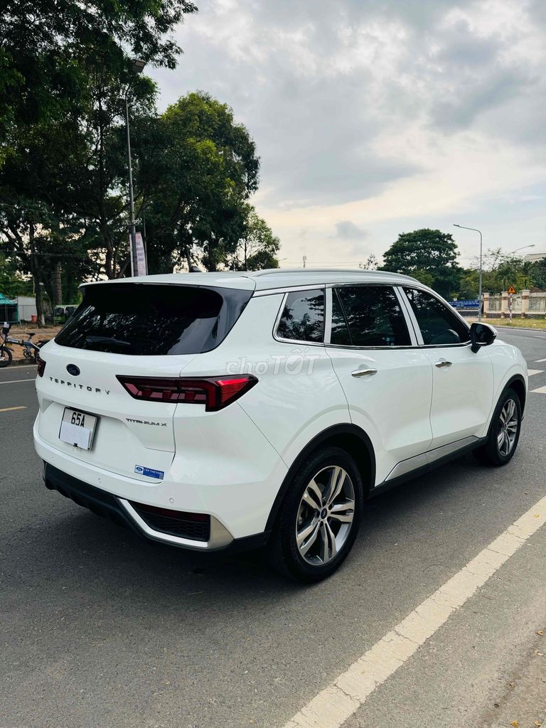 Ford Territory 2023 Titanium X (Sơn Zin 100%). Mua bán Ô tô tại Quận Ninh Kiều Cần Thơ được đăng bởi Lê Minh Trí hình 6