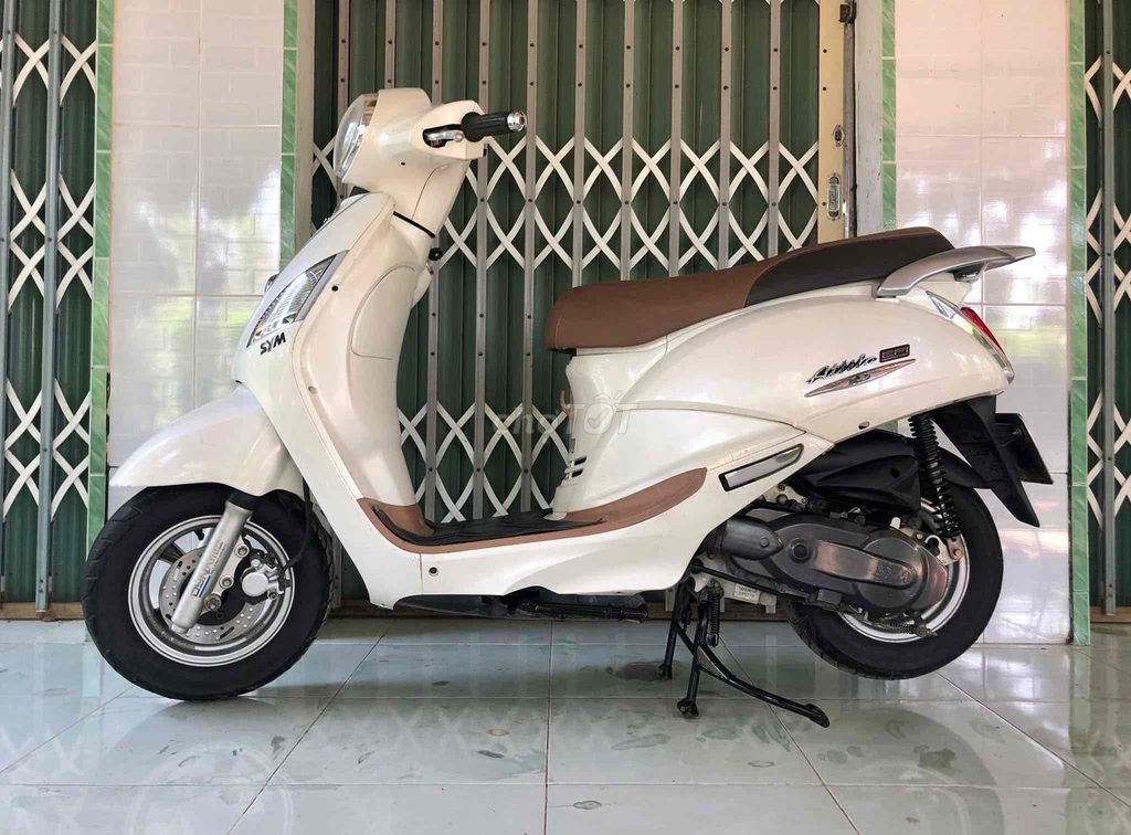 Elizabeth Fi Xe Đẹp Máy Zin Cực Êm. Mua bán Xe máy tại Huyện Châu Thành Đồng Tháp được đăng bởi Bảo Bảo hình 1