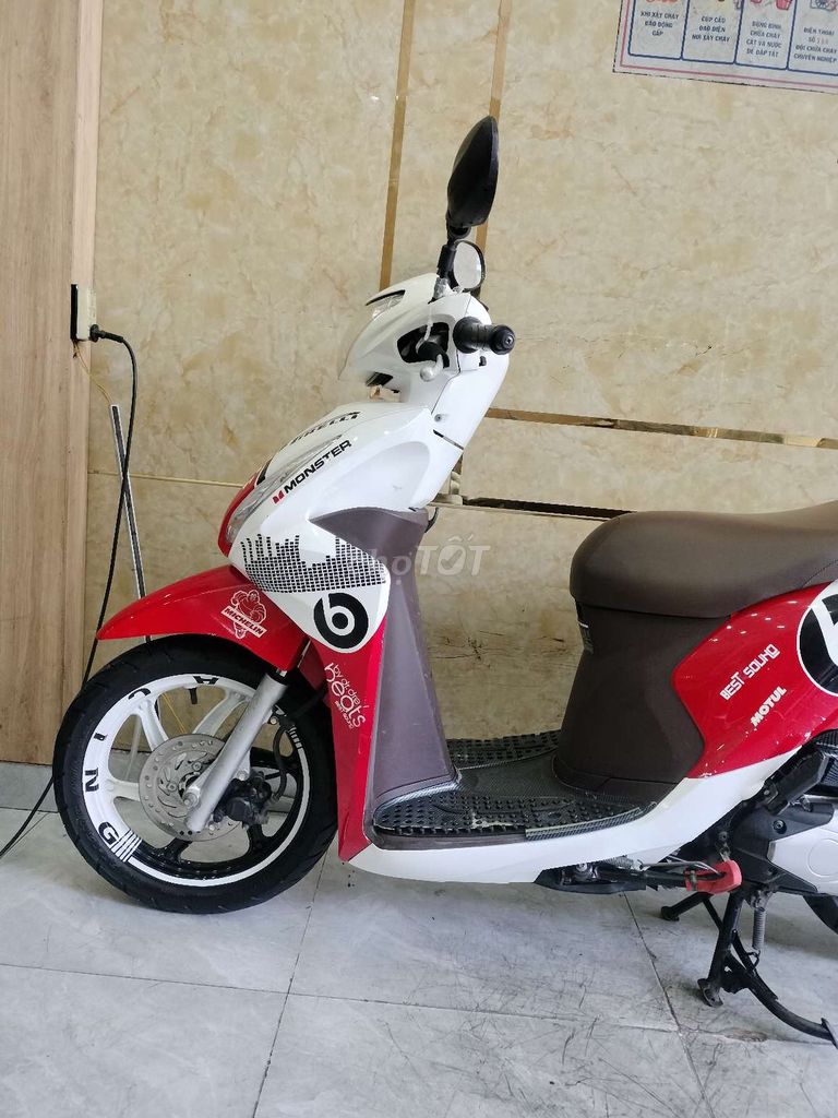 Honda Vision FI 2019, разрешение на покупку и продажу в порядке,