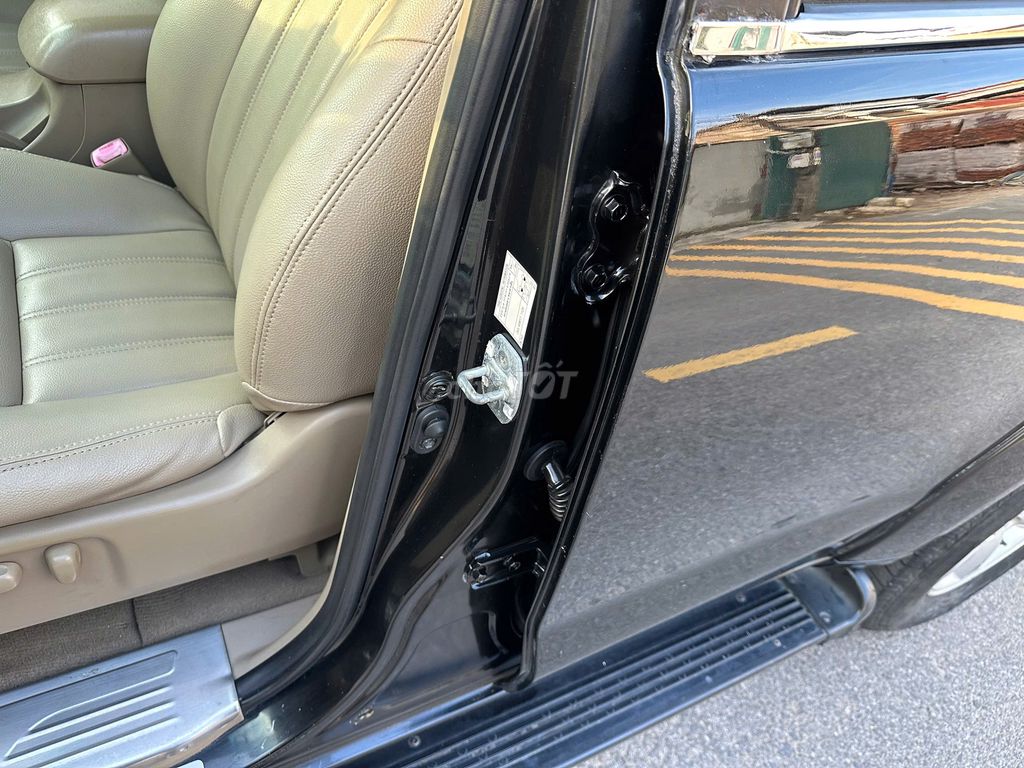 Toyota Fortuner 2.7V 4x4AT cuối 2011 tự động 2 cầu. Mua bán Ô tô tại Huyện Sóc Sơn Hà Nội được đăng bởi Salon Auto Đào Hằng hình 7