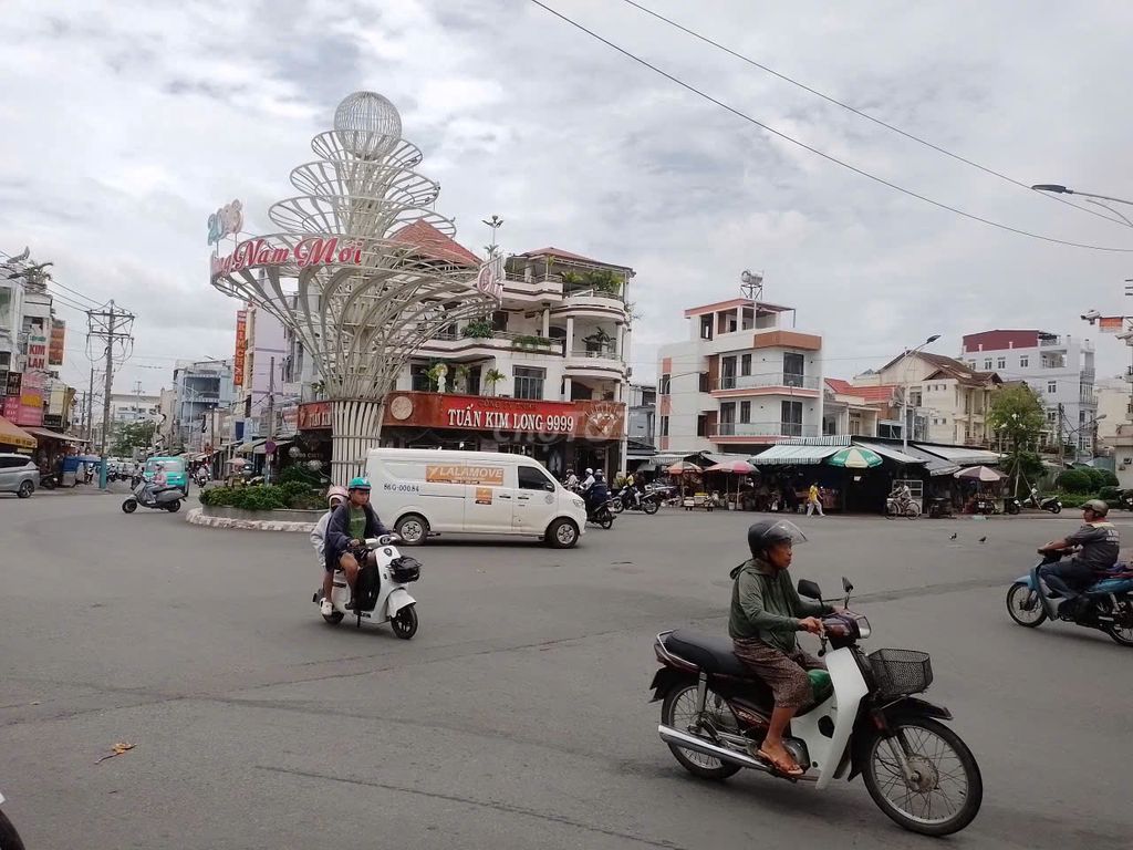 Nhà 2 Mặt Đường 50m đến Chợ Lái Thiêu