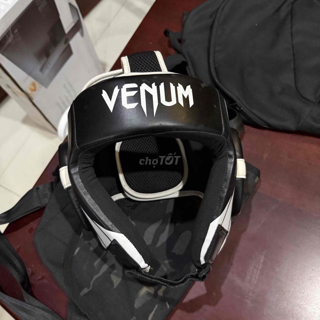 mũ boxing venum chính hãng, 2tr4 pass 900. Mua bán Đồ thể thao, Dã ngoại tại Huyện Lục Ngạn Bắc Giang được đăng bởi Nguyễn Ngọc Thành hình 1