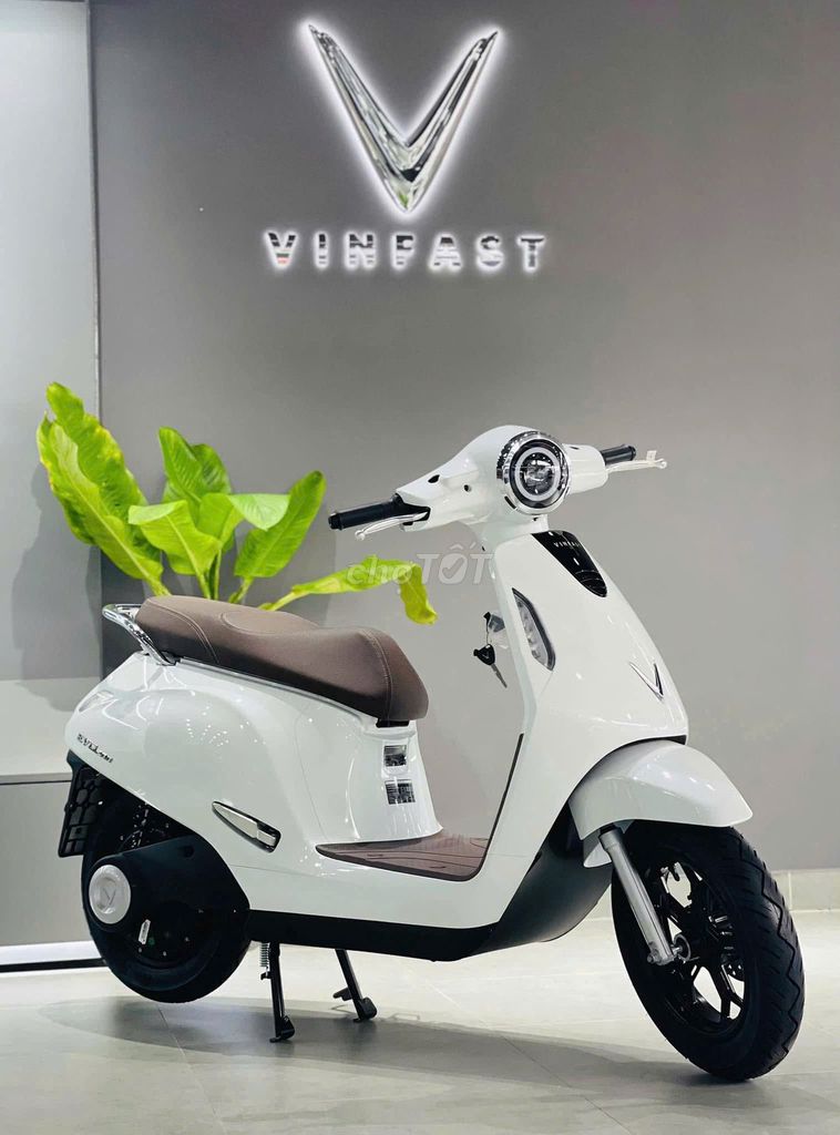 VINFAST EVO 200 - HỖ TRỢ TRẢ GÓP LÃI SUẤT ƯU ĐÃI. Mua bán Xe máy tại Quận 3 Tp Hồ Chí Minh được đăng bởi VinFast Giải Pháp Việt hình 1
