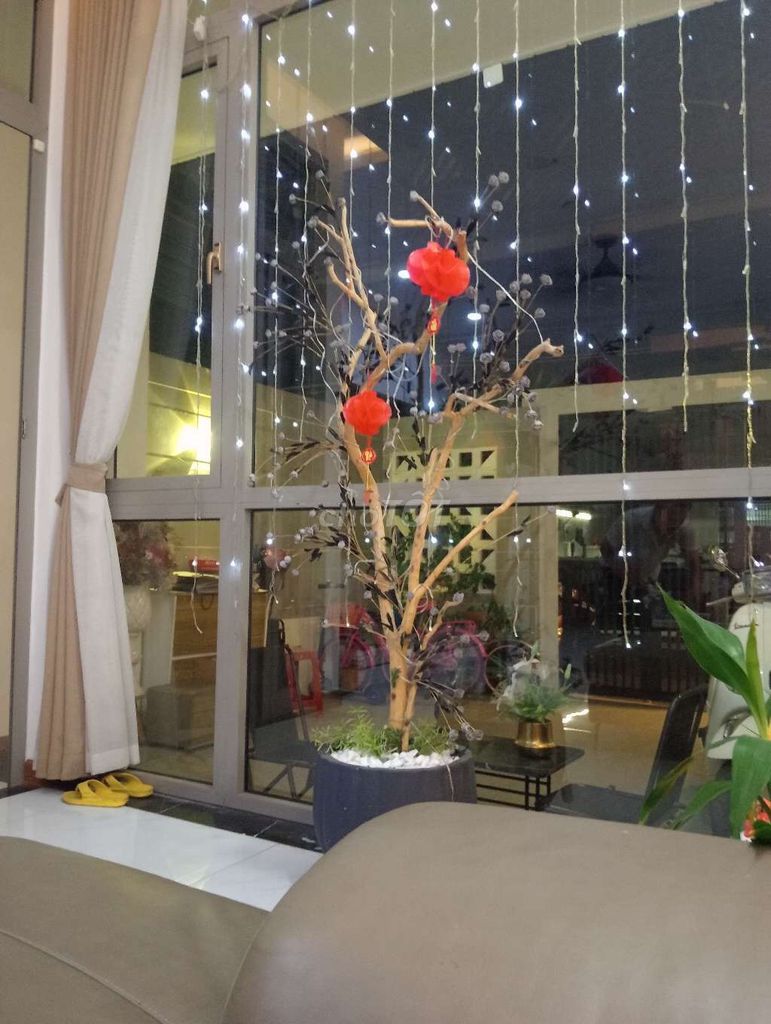 NHÀ💒SAU BẾN XE 140M KẸP CỐNG 2 TẦNG HƯỚNG TÂY 