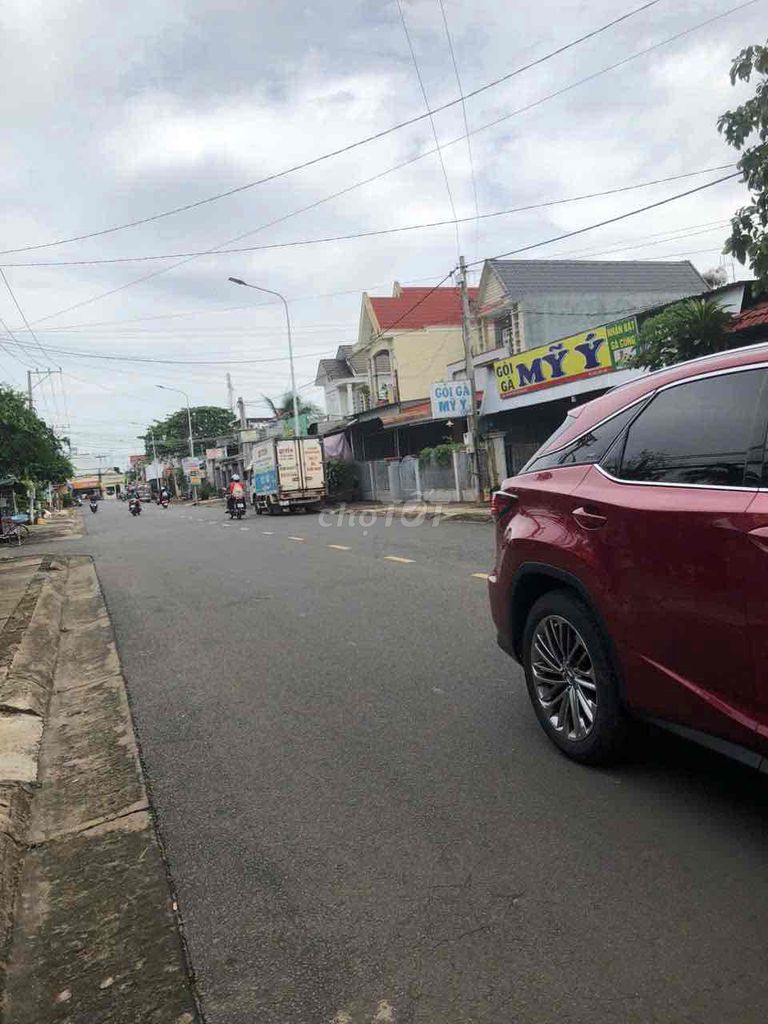 Bán gấp nhà 2 mặt tiền Nguyễn Tri Phương. Mua bán nhà ở tại Thành phố Long Khánh Đồng Nai được đăng bởi Quân Nguyễn hình 2