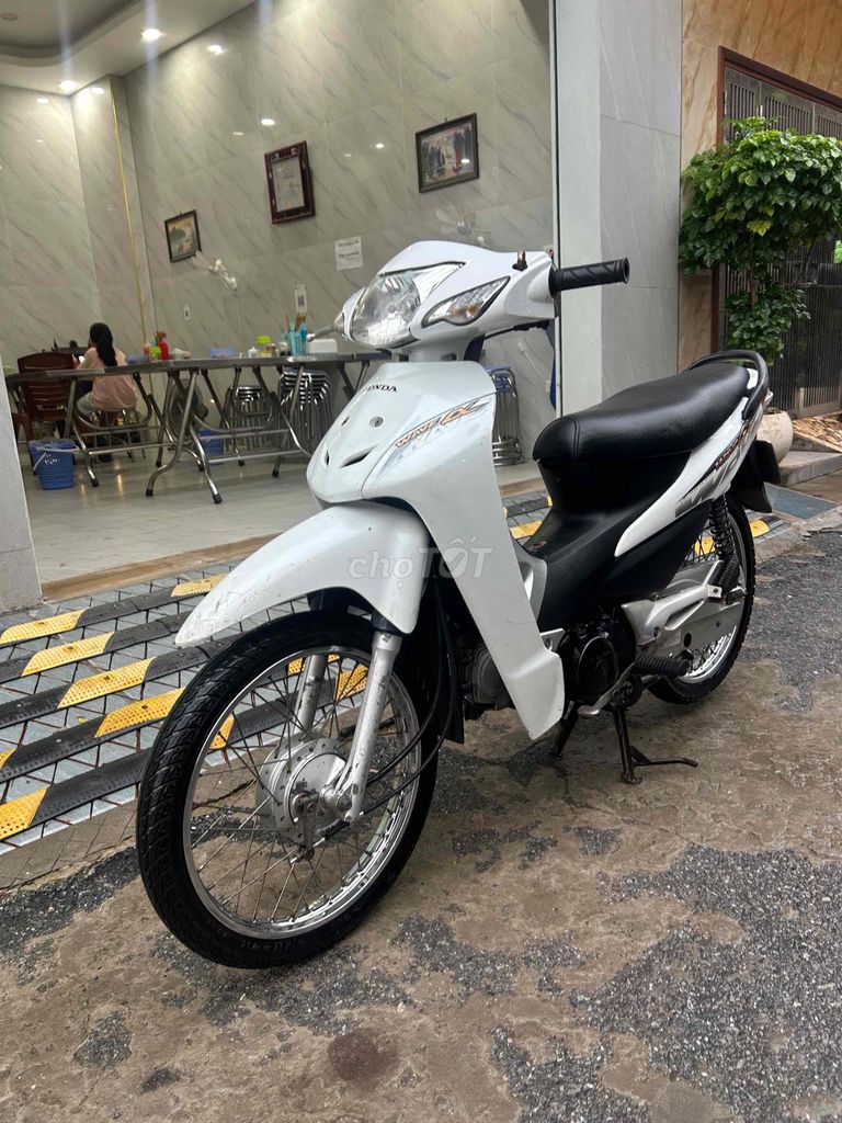 Honda Wave 2014 белый, полуавтомат