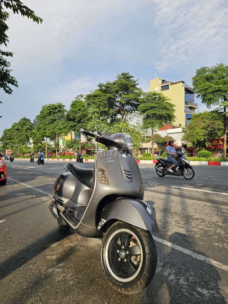 Vespa GTS 3vie 2015. Mua bán Xe máy tại Quận Ba Đình Hà Nội được đăng bởi Bách hình 1