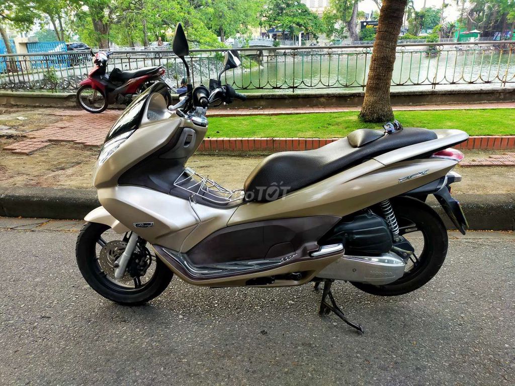Bán Pcx Nhập Khẩu Chinh Chủ íT Sử Dụng Xe Zin Đep. Mua bán Xe máy tại Quận Lê Chân Hải Phòng được đăng bởi Phát  hình 4