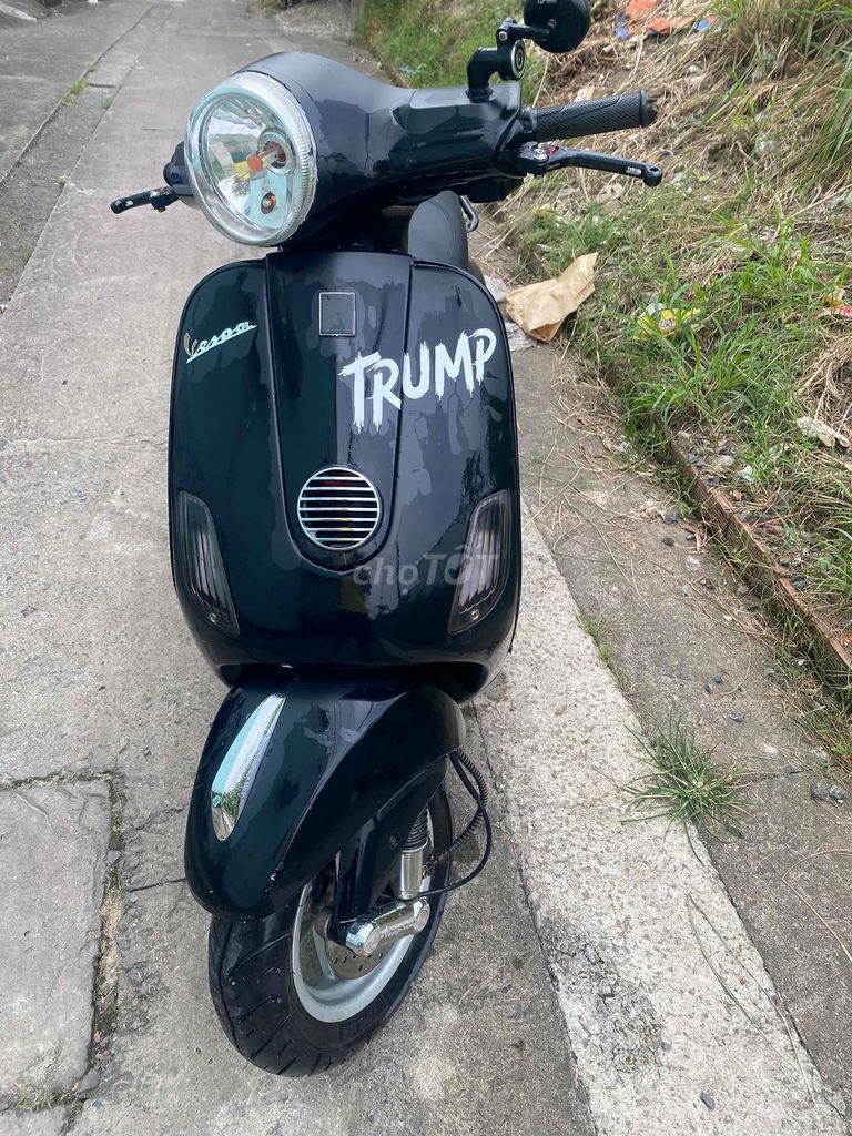 Piaggio Vespa màu Đen. Mua bán Xe máy tại Thành phố Biên Hòa Đồng Nai được đăng bởi Mẫn Lạnh Lùng hình 1