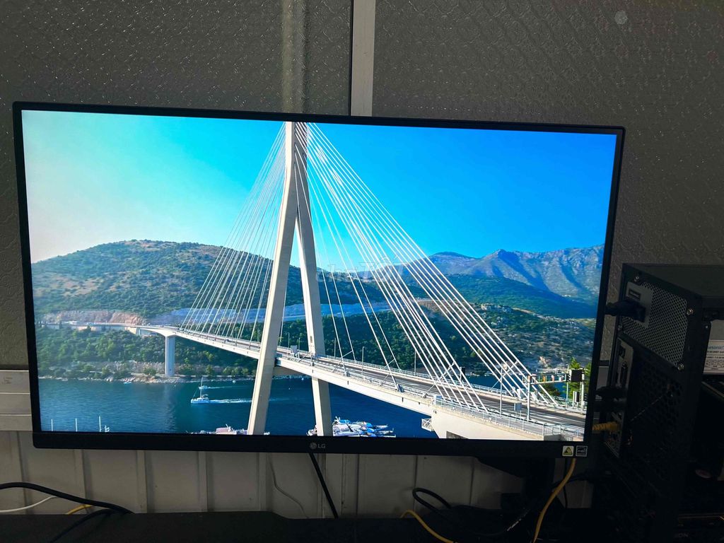 Màn hình LG 27-UP600 4K 27 inch. Mua bán Phụ kiện (Màn hình, Chuột...) tại Quận Thanh Khê Đà Nẵng được đăng bởi NGƯỜI TRUYỀN TIN hình 1