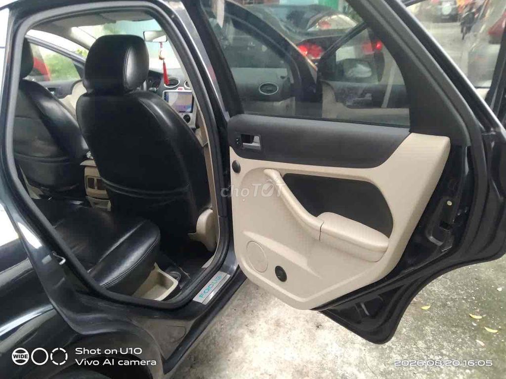 Черный Ford Focus, с пробегом