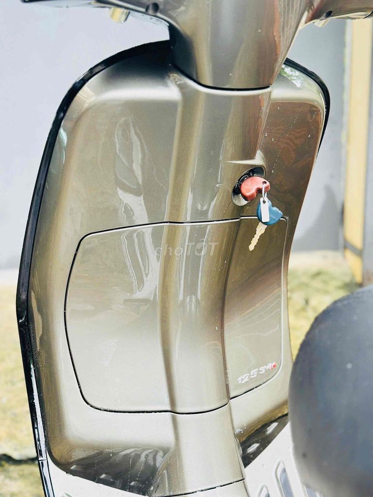 Piaggio Vespa Primavera 125CC 3VAL IE 2015, серый