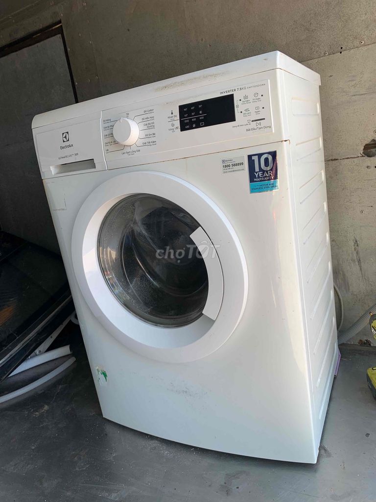 cần bán máy giặt electrolux inveter 7.5kg