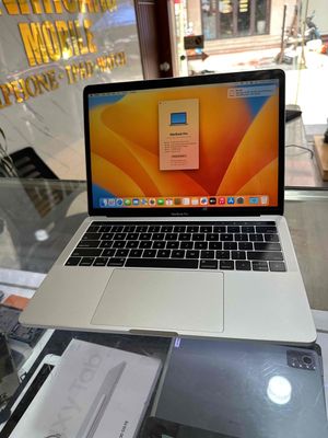 macbook pro 2019 touch bar i5 ram 8/256g
