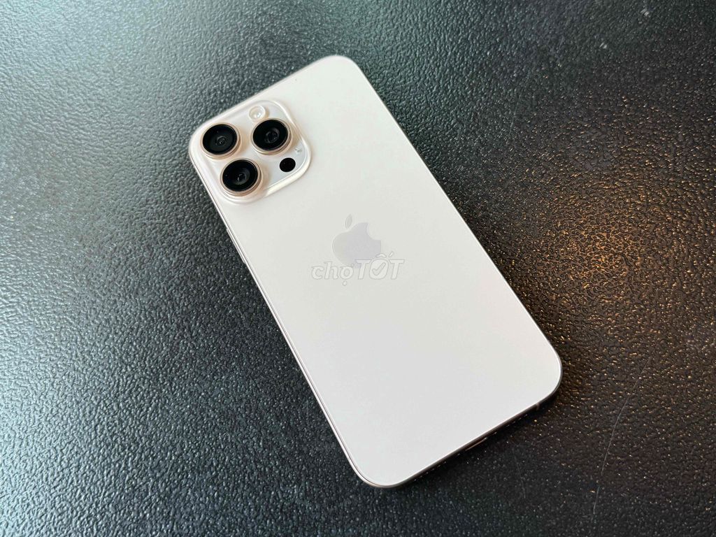 Apple iPhone 16 Pro Max 256GB Vàng LL/A 94%. Mua bán Điện thoại tại Quận 3 Tp Hồ Chí Minh được đăng bởi Kim Thanh  hình 1