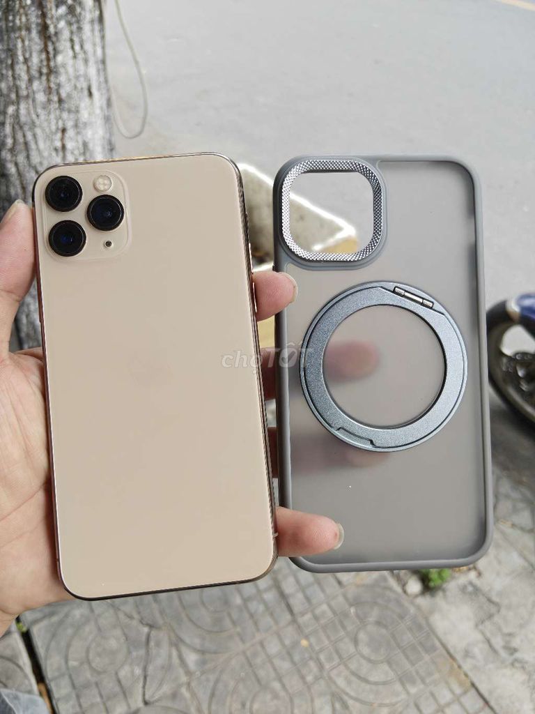 Apple iPhone 11 Pro 256GB Vàng Đồng Quốc Tế 95%. Mua bán Điện thoại tại Quận Liên Chiểu Đà Nẵng được đăng bởi Công Lực hình 1