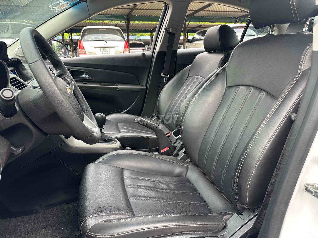 Chevrolet Cruze 2017 LT - 25000 km Trắng Siêu Mới. Mua bán Ô tô tại Quận Cầu Giấy Hà Nội được đăng bởi Vũ Kiên hình 19